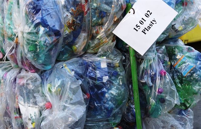 Firma na južnom Slovensku chce vyrábať energetické pelety z plastového odpadu